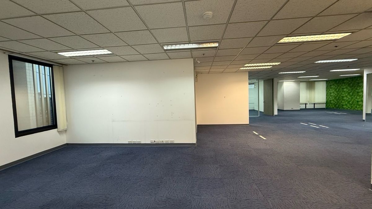 For RentOfficeSukhumvit, Asoke, Thonglor : Office Space for Rent – Asoke–Nana Area (Near BTS/MRT)