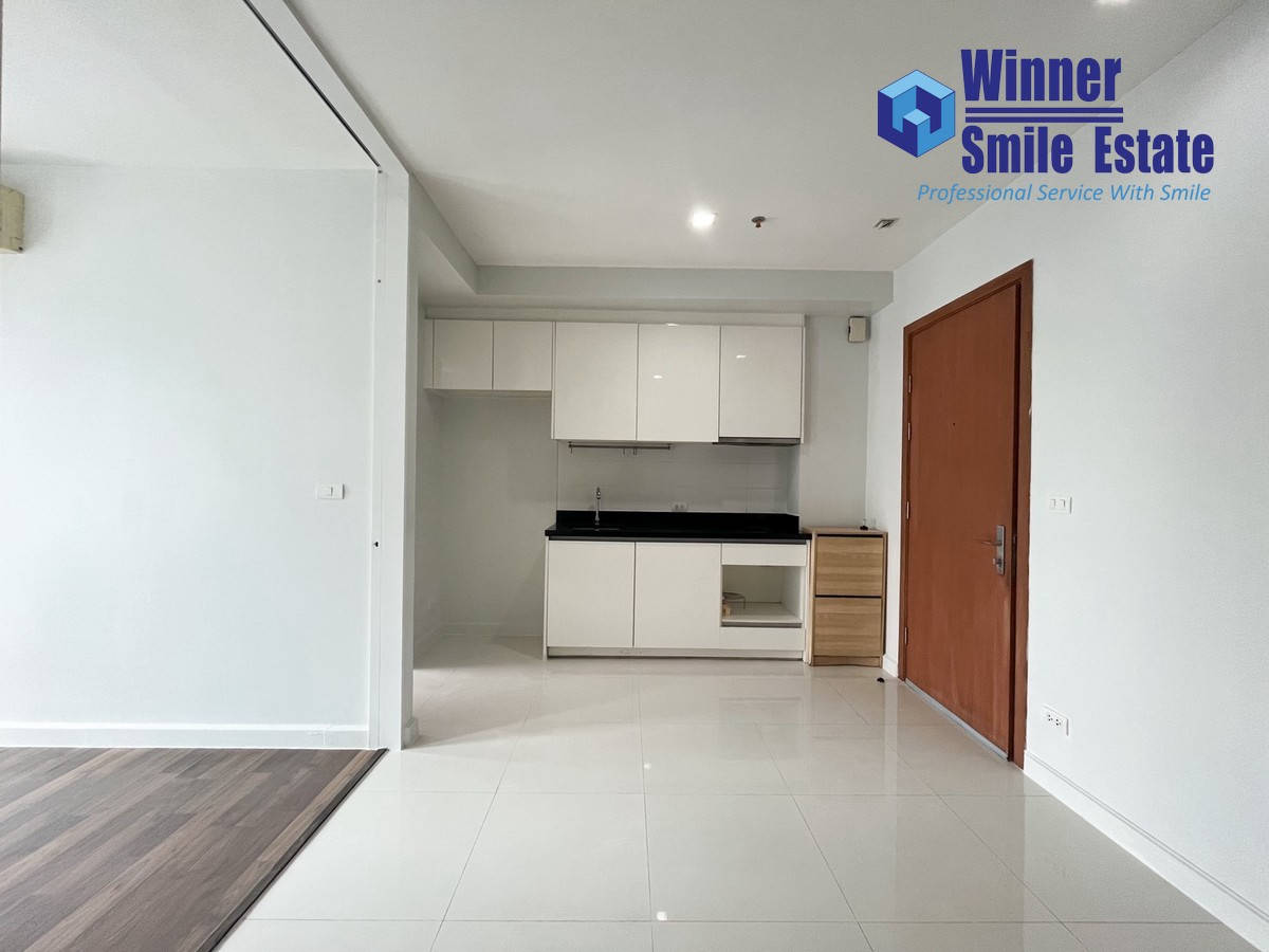 For SaleCondoOnnut, Udomsuk : Condo for sale: The Bloom Sukhumvit 71: The Bloom Sukhumvit 71, near BTS Phra Khanong.