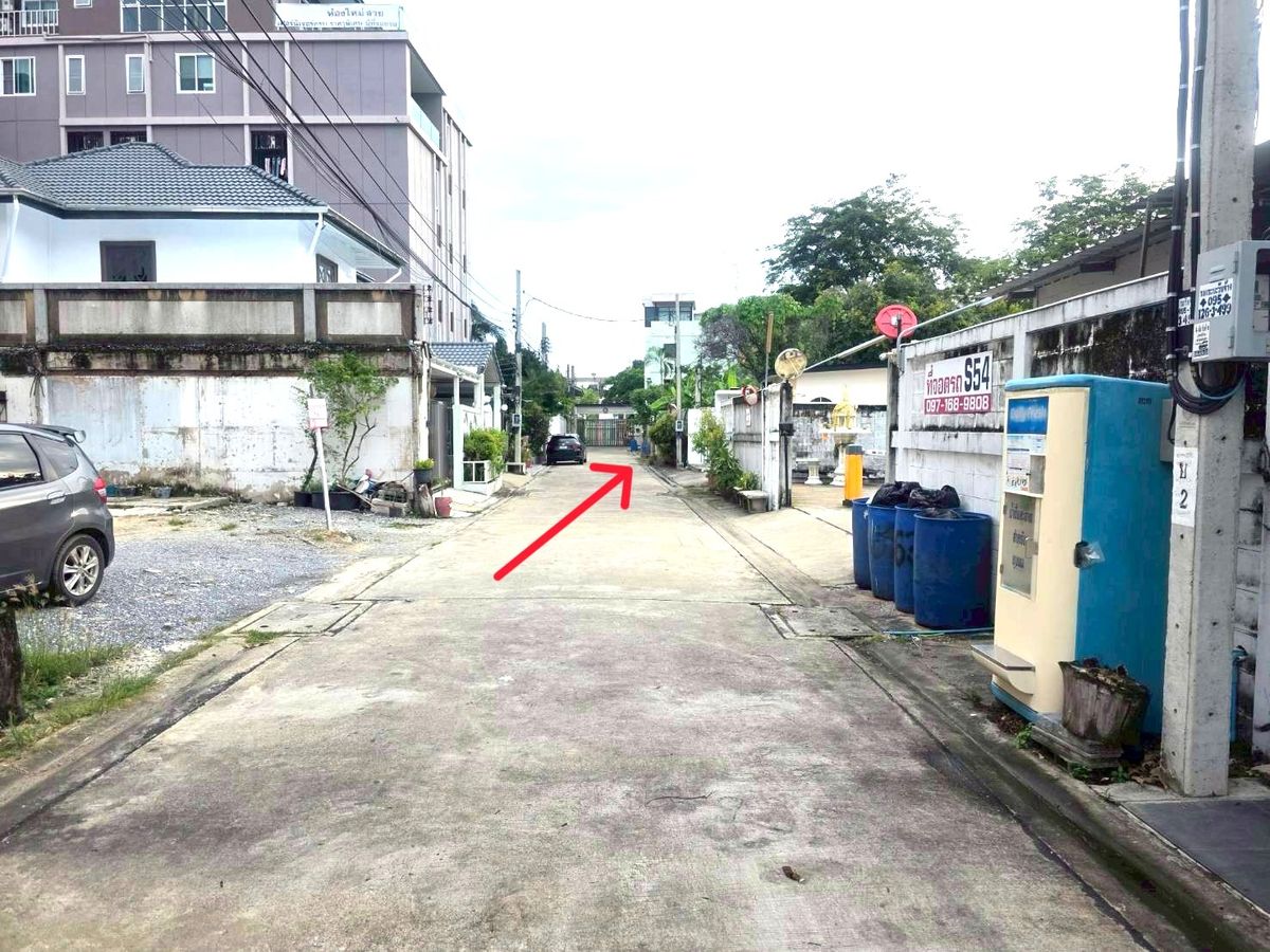For SaleLandSukhumvit, Asoke, Thonglor : 🏡 Land for sale 1 Rai in the heart of Sukhumvit 54 | Walk to BTS Onnut | Beautiful plot | Prime location | Below market price!