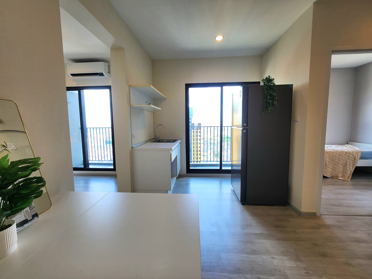 CondoNonthaburi, Bang Yai, Bangbuathong : Status according to the cover image ** The room is available. I update !! ** Corner room !! Phase 1 Air 2 ** Rent/Sale PLUM CONDO CENTRAL STATION.