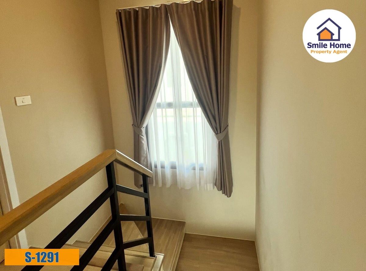 For SaleHouseSamut Prakan,Samrong : House for sale, Britania, Bang Na Suwannaphum, 26, after the decoration is ready to move in.