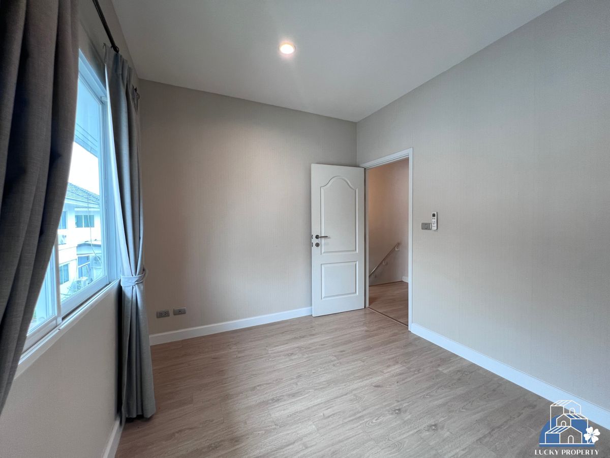 For SaleHouseNawamin, Ramindra : House for sale.