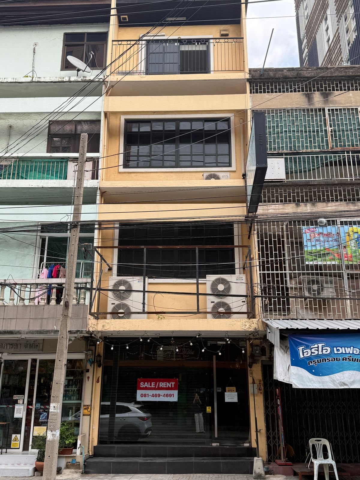 อาคารพาณิชย์สุขุมวิท อโศก ทองหล่อ : Shophouse Sukhumvit 22: 12sqwah 120sqm 4 Fl Sell: 30,000,000 Rent: 120,000/mth. Am: 0656199198