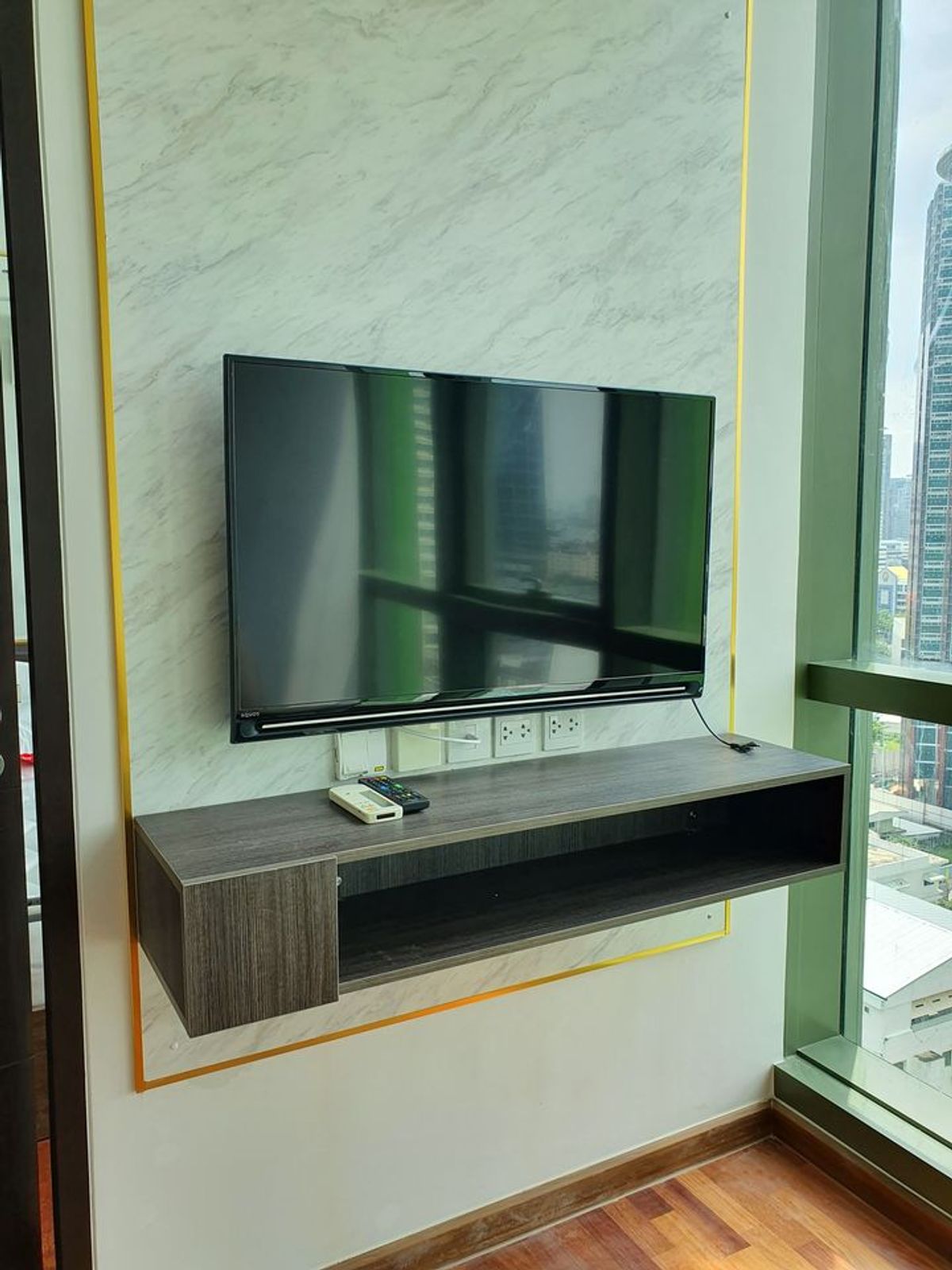 ขายคอนโดราชเทวี พญาไท : Wish Signature Midtown Siam 1【𝐒𝐄𝐋𝐋 & 𝐑𝐄𝐍𝐓】🔥ห้องสไตล์ Classic งานไม้ เครื่องใช้ครบ ทำเลใจกลางเมือง 🔥  ติดต่อไลน์ไอดี: @hacondo