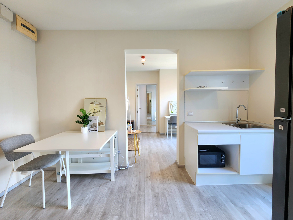 CondoNonthaburi, Bang Yai, Bangbuathong : Status according to the cover image ** The room is available. I update !! ** Corner room !! Phase 1 Air 2 ** Rent/Sale PLUM CONDO CENTRAL STATION.