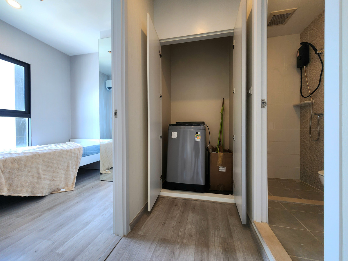 CondoNonthaburi, Bang Yai, Bangbuathong : Status according to the cover image ** The room is available. I update !! ** Corner room !! Phase 1 Air 2 ** Rent/Sale PLUM CONDO CENTRAL STATION.