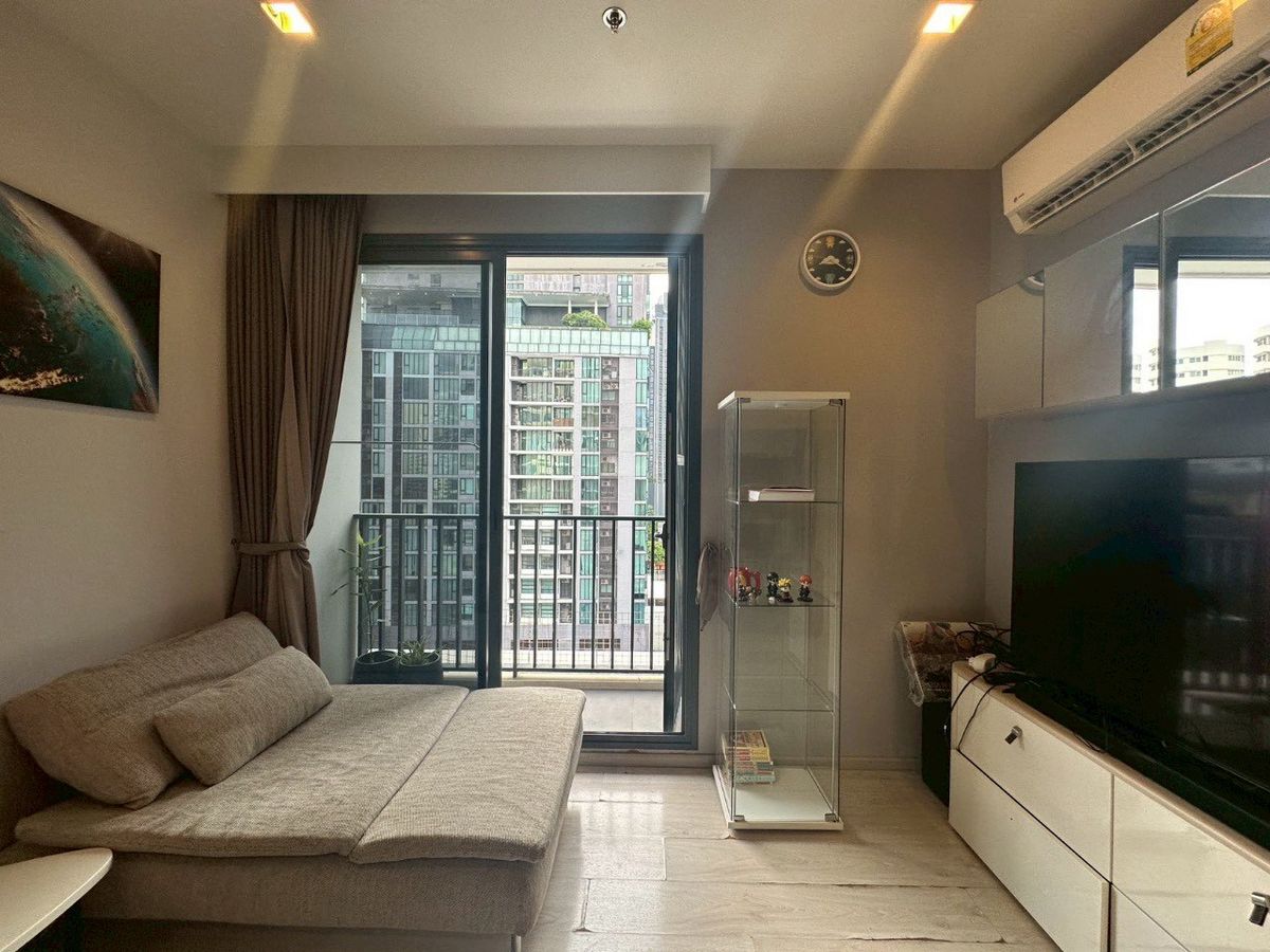 ให้เช่าคอนโดสุขุมวิท อโศก ทองหล่อ : For Rent: M Thonglor 10 | 1 Bedroom 36 sq.m. 10th Fl. | 27,000 THB | 🐾🐰 Pet Friendly | LINE: @323gqmho | Ref: T1964