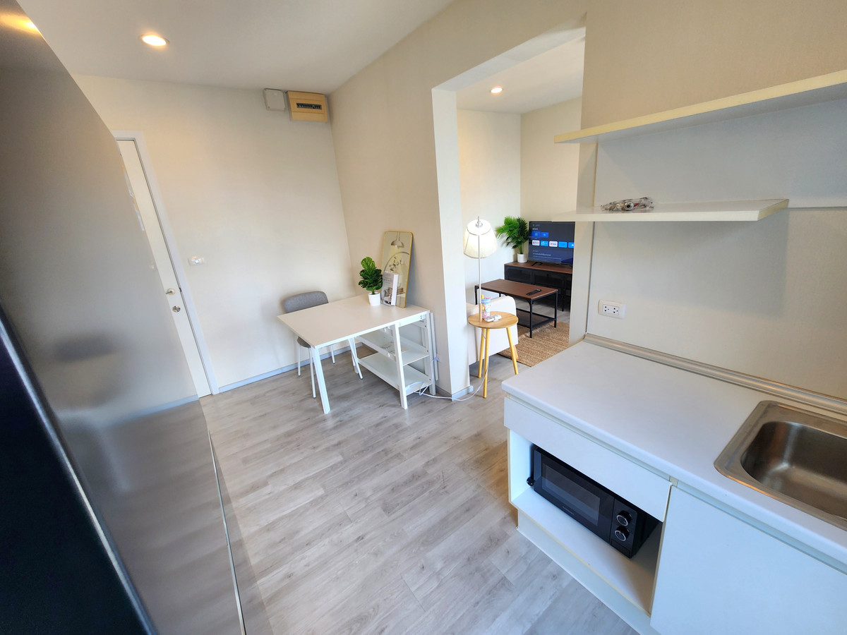 CondoNonthaburi, Bang Yai, Bangbuathong : Status according to the cover image ** The room is available. I update !! ** Corner room !! Phase 1 Air 2 ** Rent/Sale PLUM CONDO CENTRAL STATION.