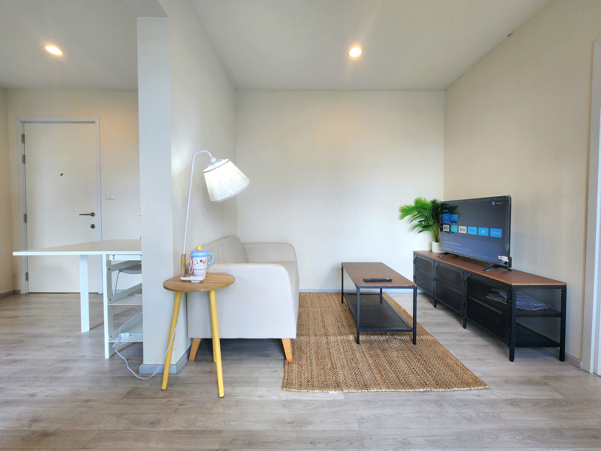 CondoNonthaburi, Bang Yai, Bangbuathong : Status according to the cover image ** The room is available. I update !! ** Corner room !! Phase 1 Air 2 ** Rent/Sale PLUM CONDO CENTRAL STATION.