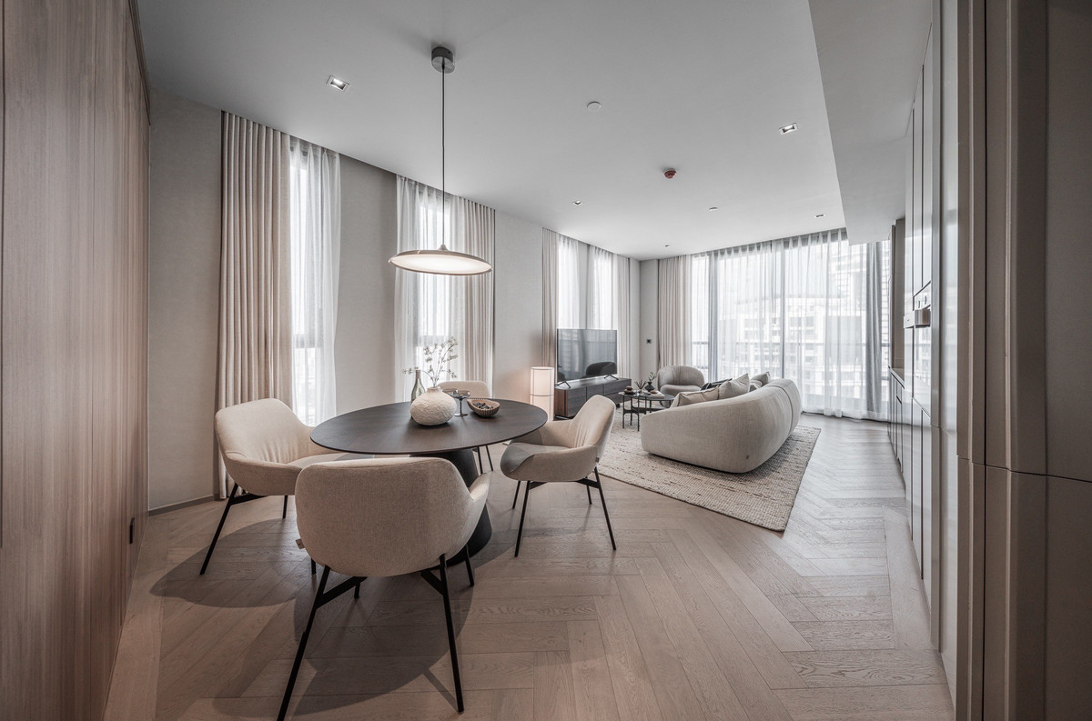 ðŋ The Reserve Sathorn ðŋ āļŦāđāļāļāđāļāđāļāļŠāļ§āļĒ āđāļāļāļĢāđāļāļĢāļ ð 2 āļŦāđāļāļāļāļāļ 2 āļŦāđāļāļāļāđāļģ 79 āļāļĢ.āļĄ āđāļāļĨāđ BTS Chong Nonsi  Loading...