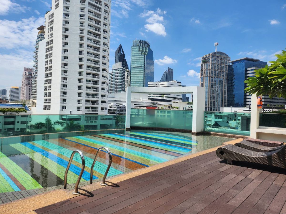 For RentCondoSukhumvit, Asoke, Thonglor : Unlock the Ultimate Sukhumvit Lifestyle! 🏙️✨ Luxurious Condo for Rent at Beverly 33 - Steps from BTS Phrom Phong!