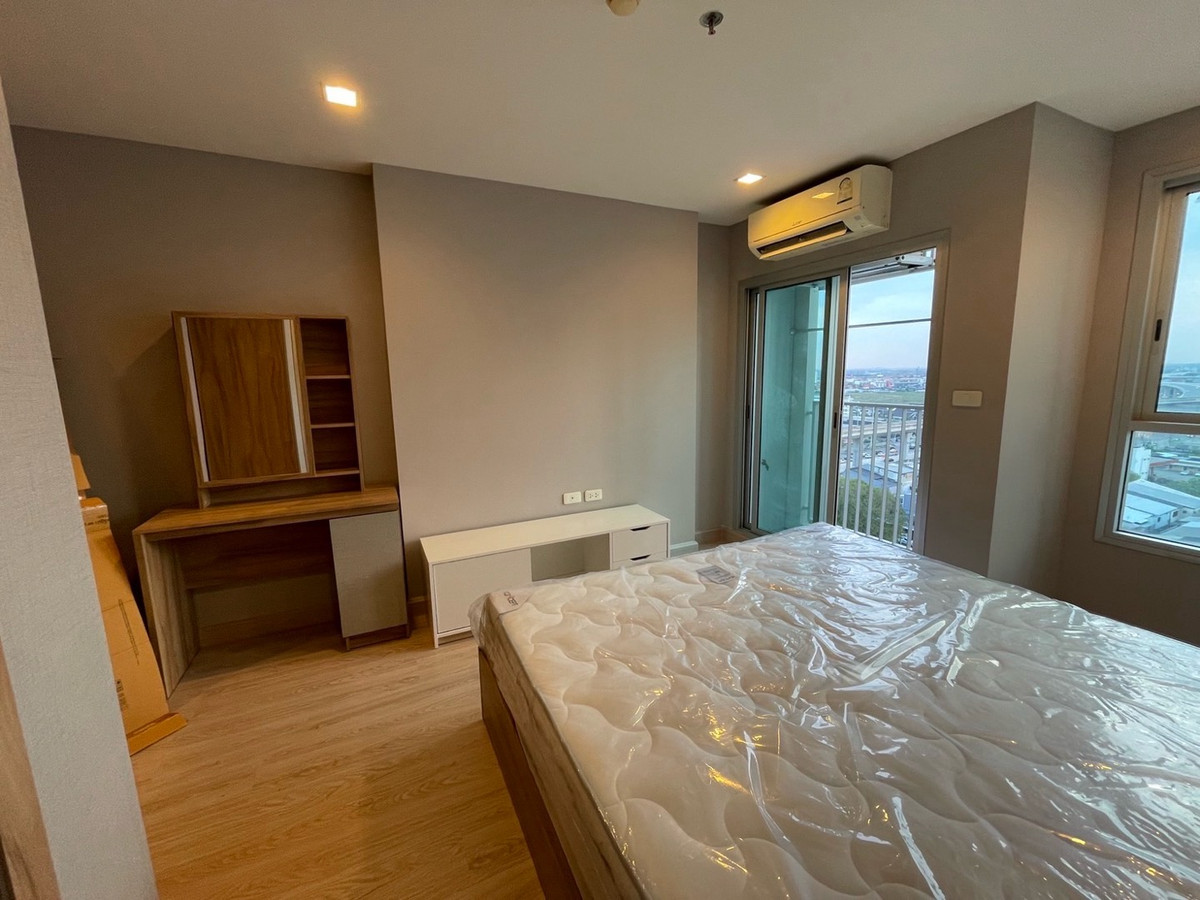 For SaleCondoNonthaburi, Bang Yai, Bangbuathong : Urgent sale‼️Casa Condo @MRT Samyaek Bang Yai, 21st floor, size 26 sq m.🌿 1 bedroom, 1 bathroom, corner room📌 Digital door, door lock, selling below appraised price‼️