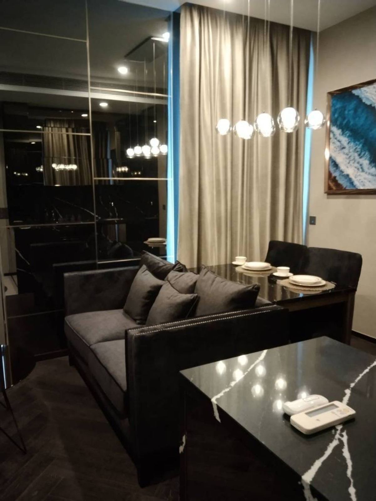 ขายคอนโดสุขุมวิท อโศก ทองหล่อ : The Esse Sukhumvit 36 / 1 Bedroom (SALE WITH TENANT), ดิ เอส สุขุมวิท 36 / 1 ห้องนอน (ขายพร้อมผู้เช่า) HL2074