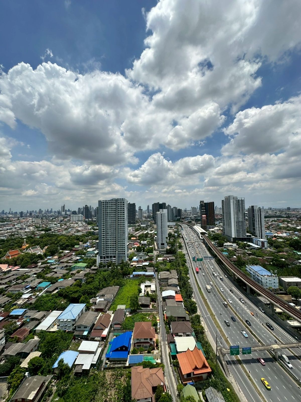 ขายคอนโดท่าพระ ตลาดพลู วุฒากาศ : อยู่เองคุ้มสุด! 2 นอน 2 น้ำ 60 ตร.ม. แต่งครบพร้อมอยู่  4.59 ล้าน ใกล้ BTS