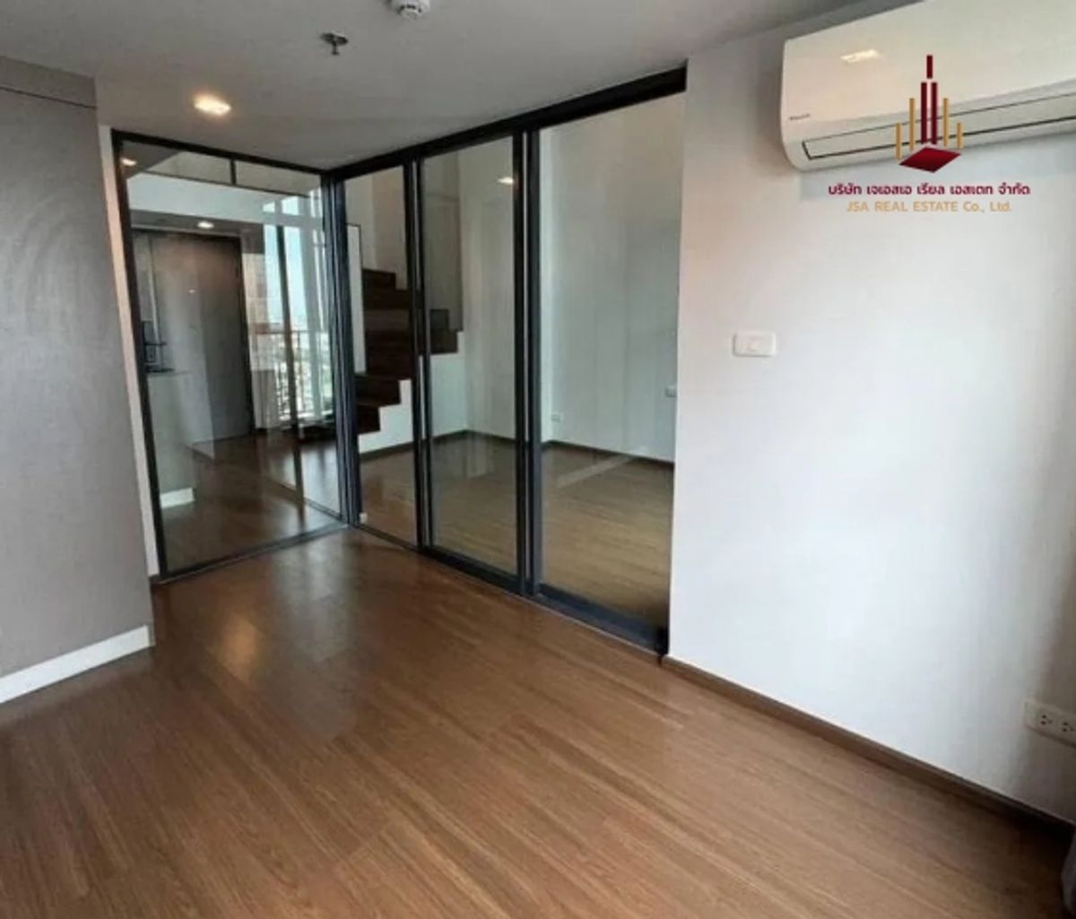 For SaleCondoRama9, Petchburi, RCA : ✨ For Sale: IDEO NEW RAMA 9 Condo ✨ 💰 ONLY 4,600,000 THB