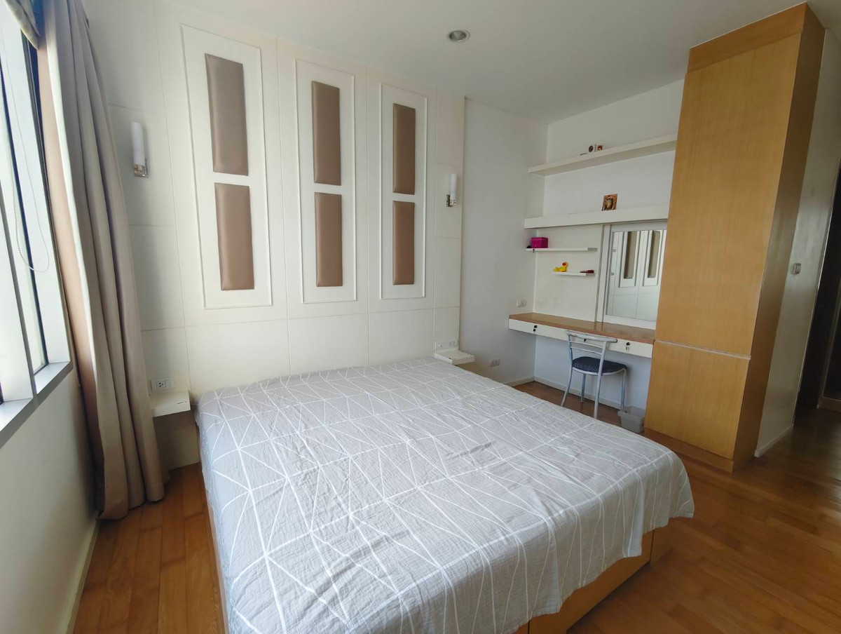 For RentCondoWongwianyai, Charoennakor : OMG2317   Large 1 Bedroom for RENT @ [ Villa Sathorn ]  28-Mar-26