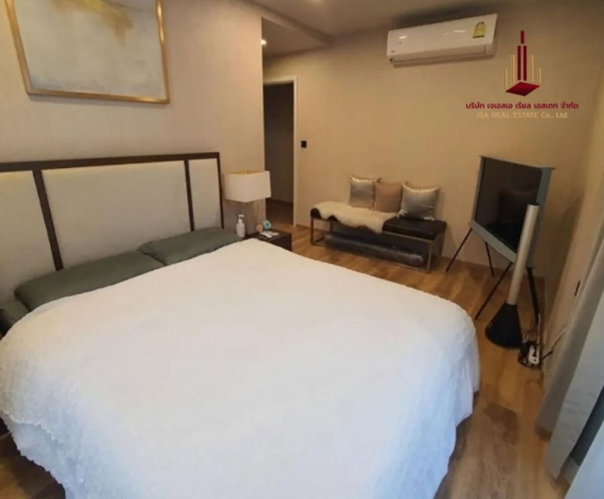 For SaleCondoSathorn, Narathiwat : ✨ For Sale: Maestro 01 Sathorn - Yenakat Condo ✨ 💰 ONLY 9,390,000 THB