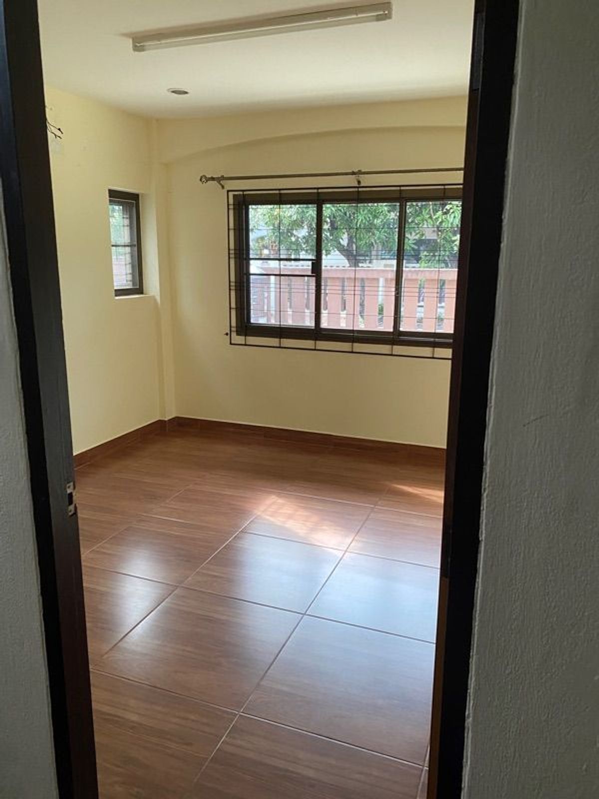 ขายบ้านมีนบุรี-ร่มเกล้า : 57ตรว 5นอน4น้ำ บ้านเดี่ยว 2 ชั้น สัมมากร รามคำแหง 112