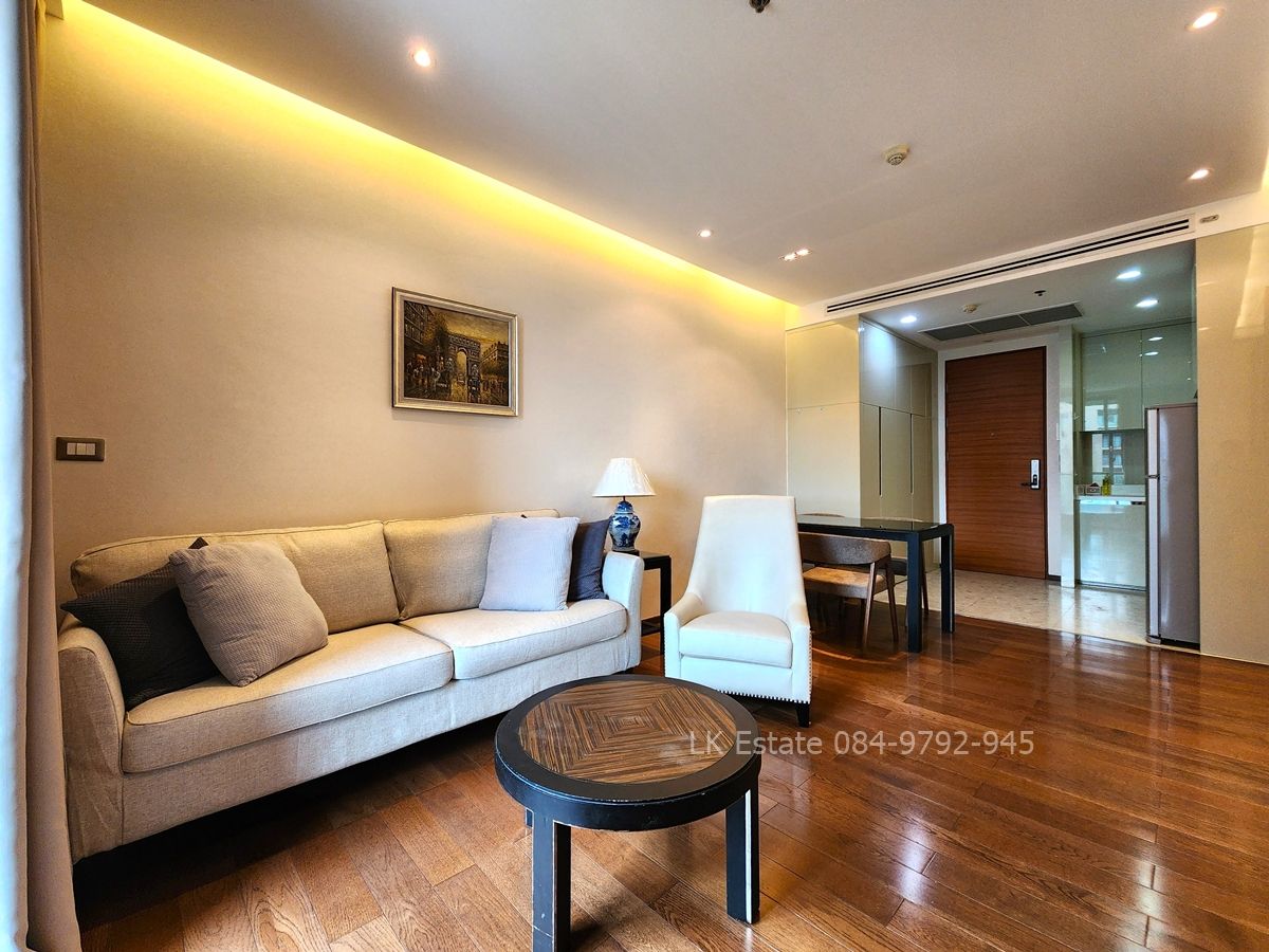 For RentCondoSukhumvit, Asoke, Thonglor : For Rent: Corner 2-Bedroom, Premium High-Rise Living Near BTS Phrom Phong – The Address Sukhumvit 28