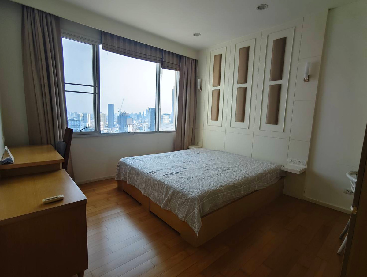 For RentCondoWongwianyai, Charoennakor : OMG2317   Large 1 Bedroom for RENT @ [ Villa Sathorn ]  28-Mar-26