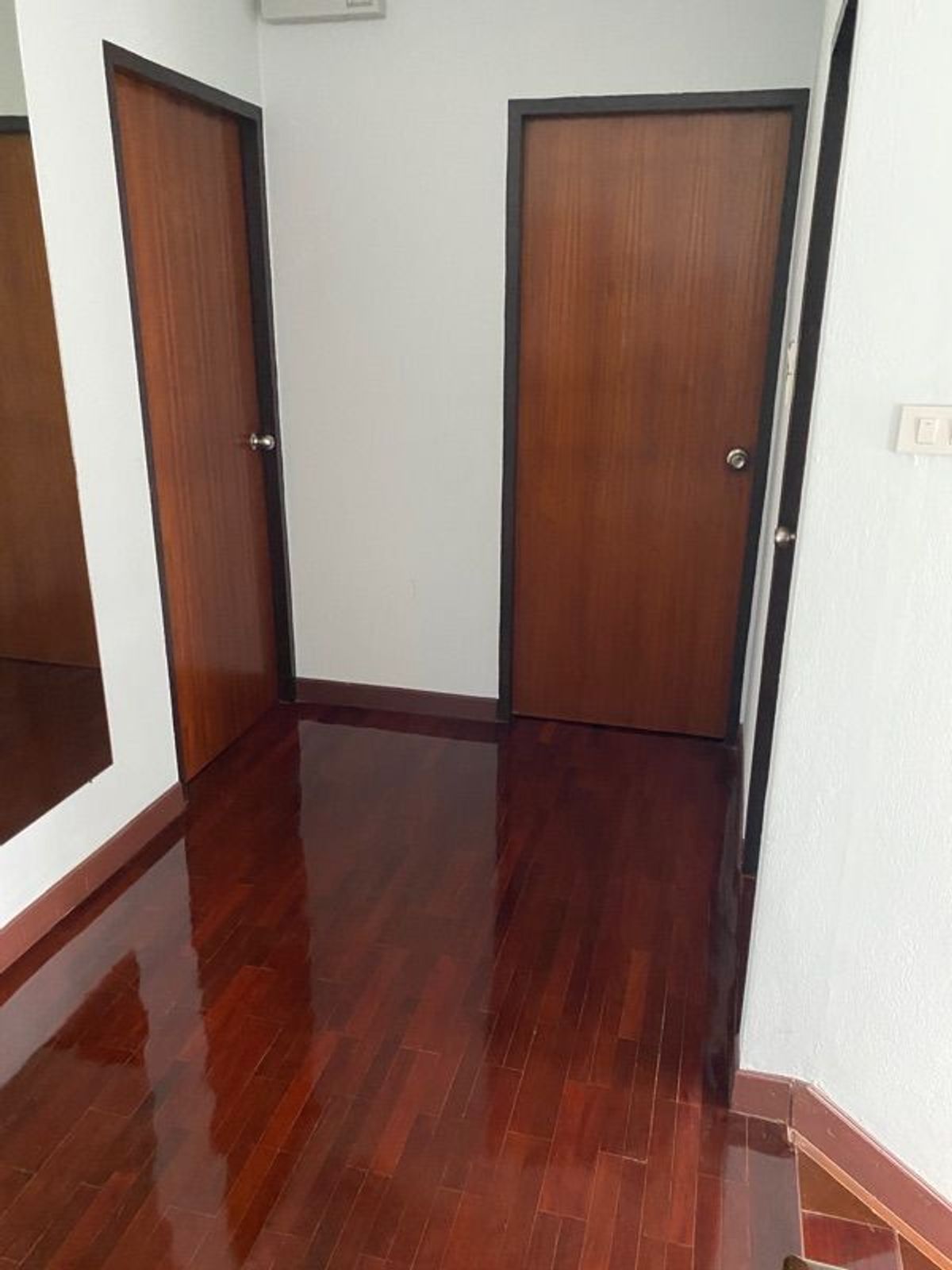 ขายบ้านมีนบุรี-ร่มเกล้า : 57ตรว 5นอน4น้ำ บ้านเดี่ยว 2 ชั้น สัมมากร รามคำแหง 112