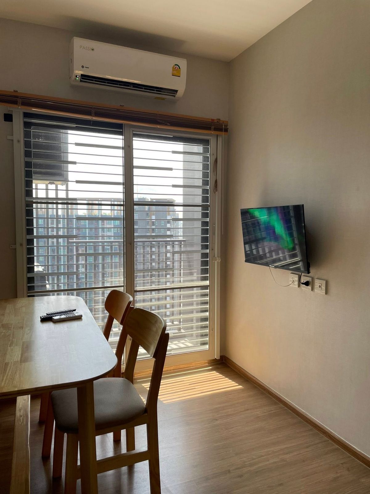 For RentCondoRamkhamhaeng, Hua Mak : 🍀 Rent Metric, Rama 9 - Ramkhamhaeng 🍀 Interested in adding LINE @zcondo (with @prefix) 🔥 C4452