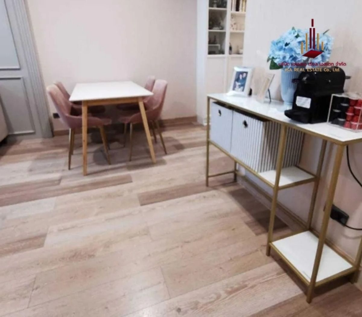 ขายคอนโดสาทร นราธิวาส : ✨ For Sale: Life @ Sathorn 10 Condo ✨ 💰 Only 8,300,000 THB