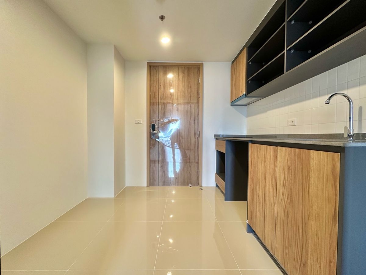 For SaleCondoLadprao, Central Ladprao : 🚨 Urgent sale! The LINE 2 bedrooms, the best price in the project 🚨 👉 093-616-4456 (project sales department)