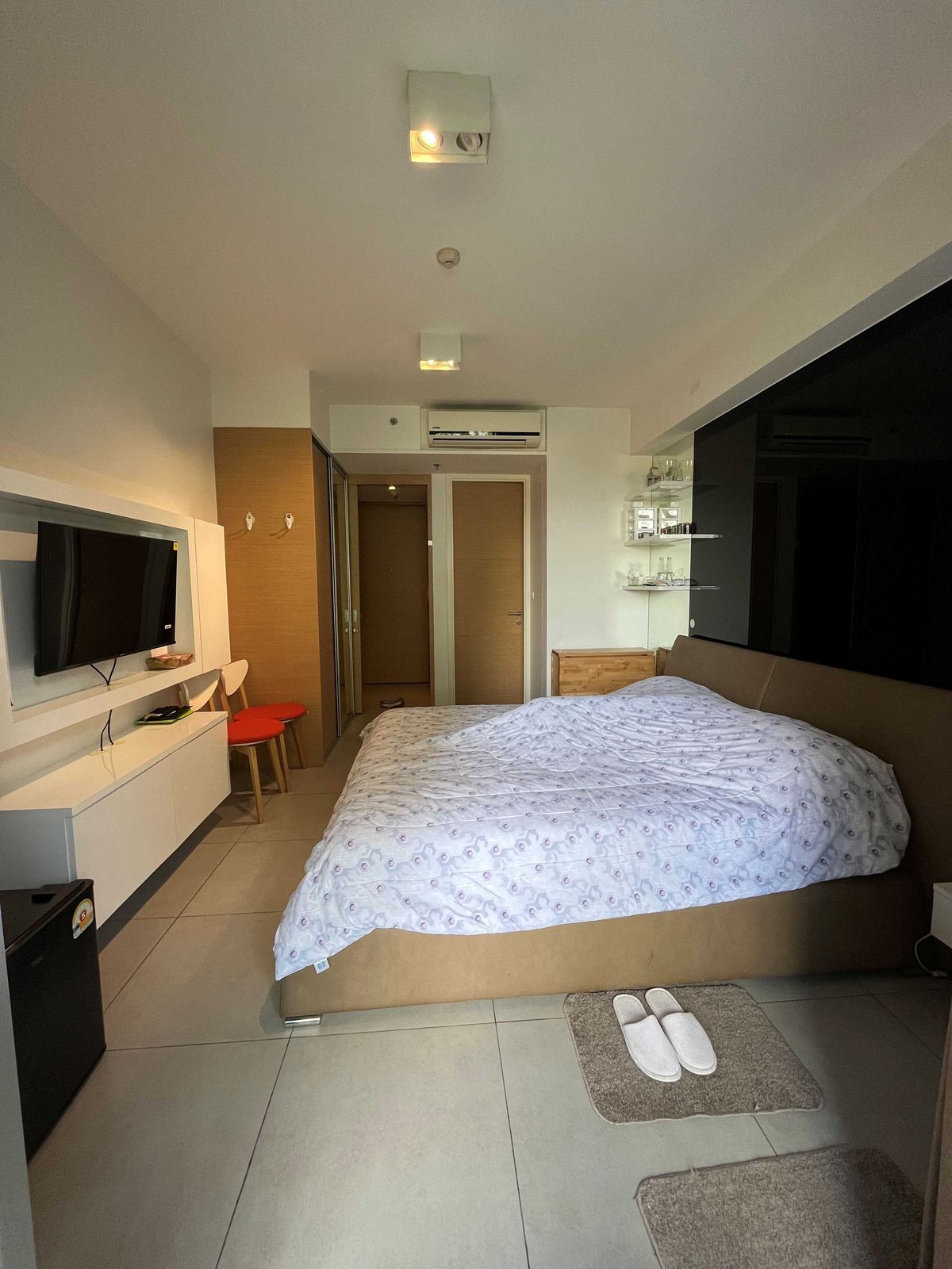 ขายคอนโดสุขุมวิท อโศก ทองหล่อ : ขายคอนโด The Lofts Ekkamai 31.51 ตร.ม. ใกล้ BTS เอกมัย
