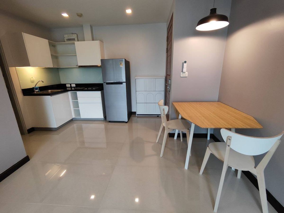 For RentCondoSukhumvit, Asoke, Thonglor : Unlock the Ultimate Sukhumvit Lifestyle! 🏙️✨ Luxurious Condo for Rent at Beverly 33 - Steps from BTS Phrom Phong!