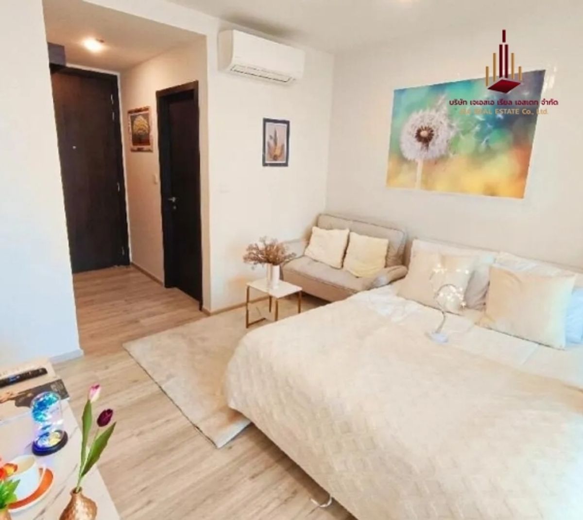 For RentCondoRatchadapisek, Huaikwang, Suttisan : ✨ For Rent: XT Huaikhwang Condo ✨ 💰 ONLY 22,000 THB/Month
