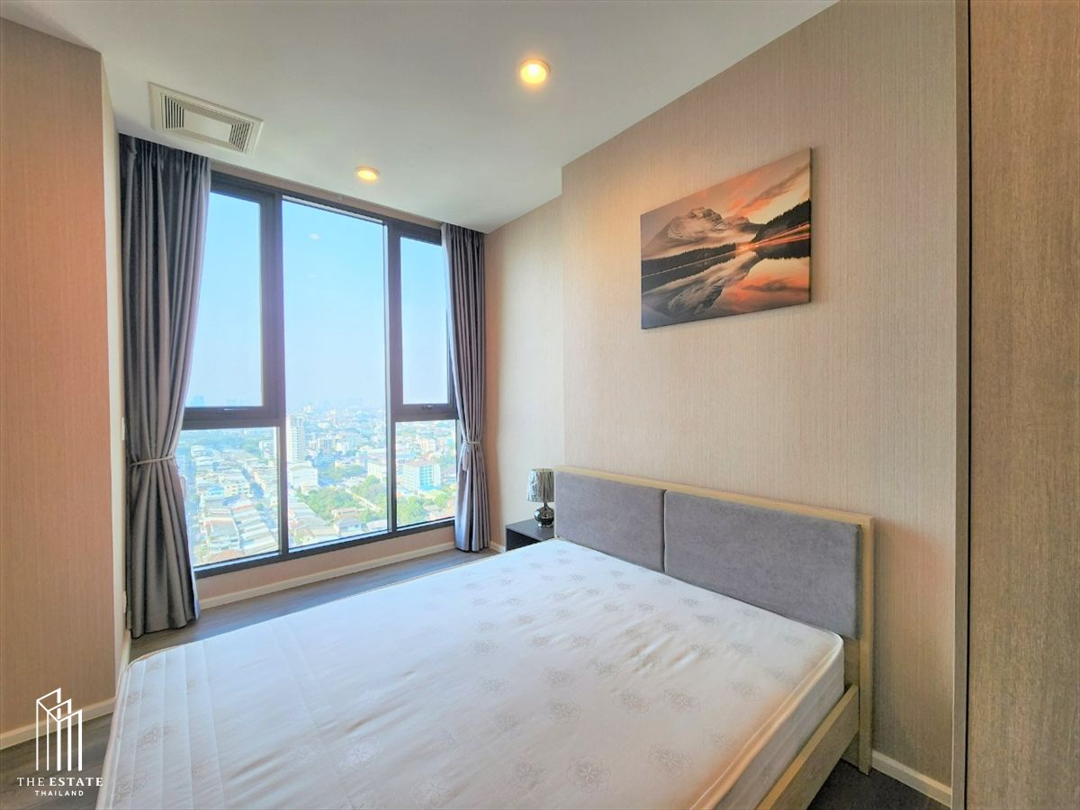 For RentCondoOnnut, Udomsuk : Condo for RENT *WHIZDOM ESSENCE, 20up, south, city view and Chao Phraya Ferrier