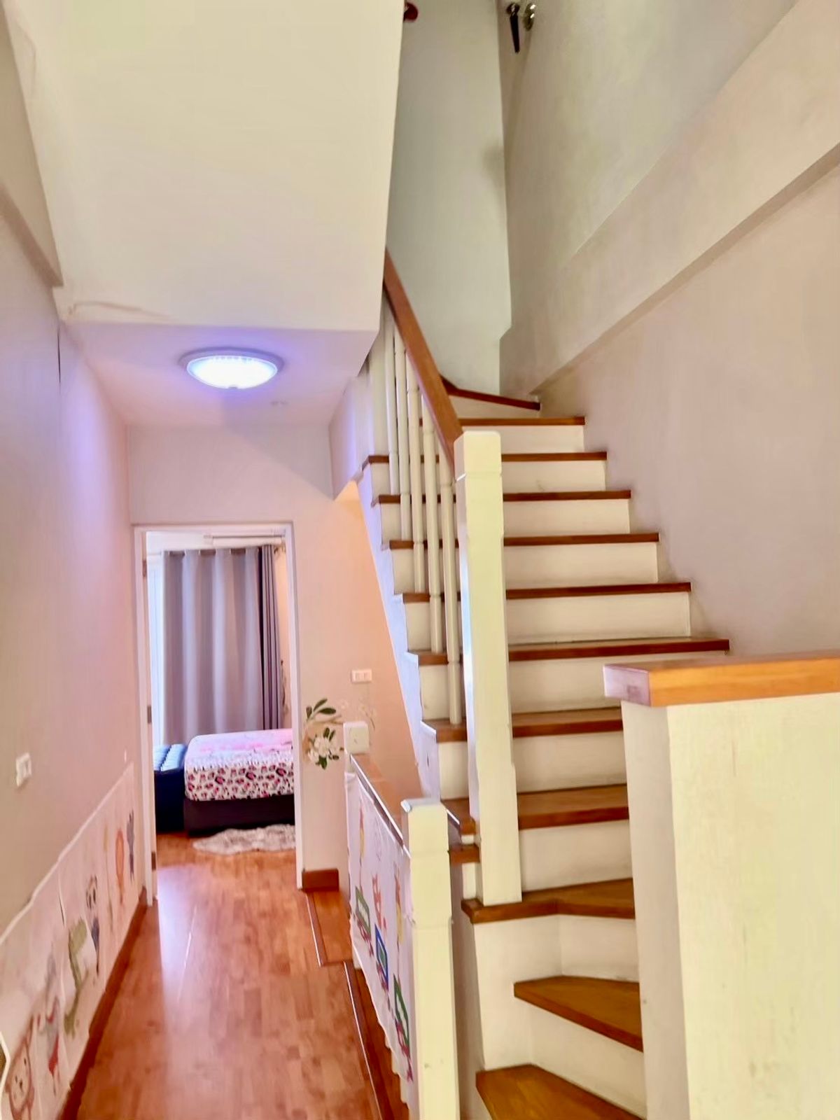 ขายทาวน์โฮมเกษตร นวมินทร์ ลาดปลาเค้า : 🏡 ขายทาวน์โฮม 3 ชั้น – คาซ่าซิตี้ นวลจันทร์ 2 ✨ บ้านอยู่ต้นซอย ทำเลดี ใช้งานได้หลากหลาย เหมาะทั้งอยู่อาศัยและโฮมออฟฟิศ ✨