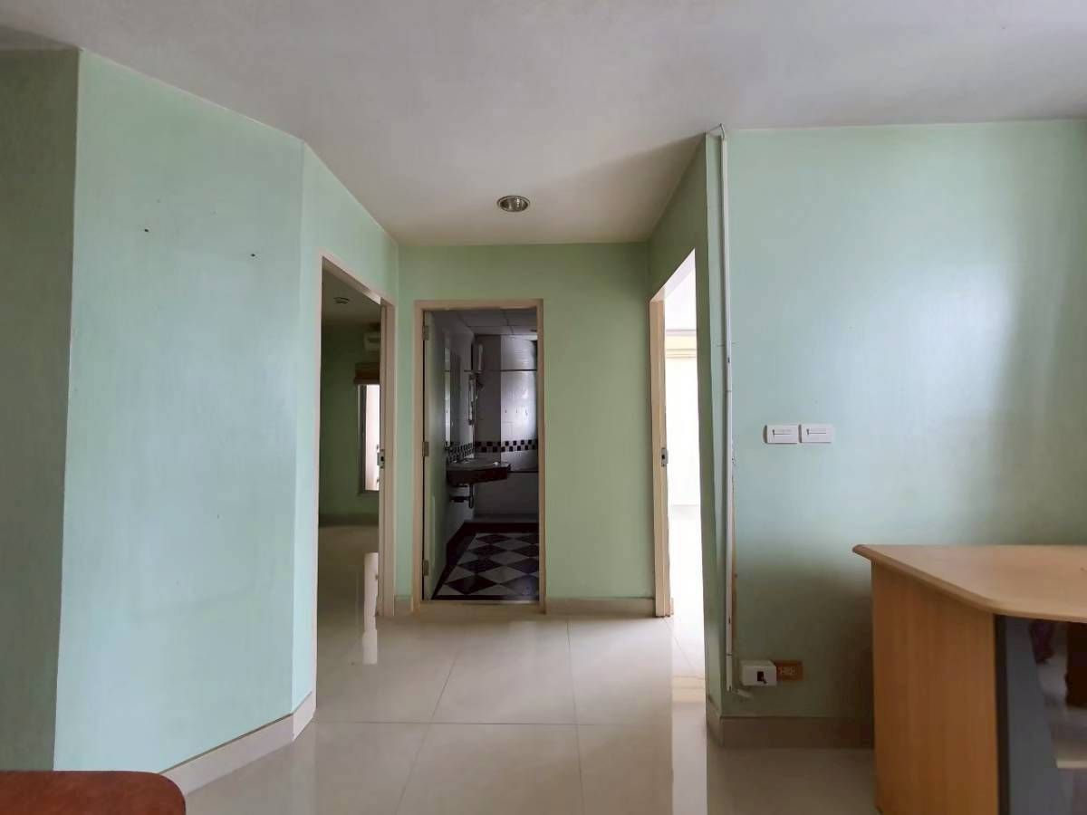 ขายคอนโดราชเทวี พญาไท : Good Deal! ดีที่สุดในโครงการ สภาพดีมาก เจ้าของอยากขาย ใกล้รฟฟ พญาไท และราชเทวี เพียงไม่กี่นาทีถึงใจกลางเมือง ใกล้สยา จุฬา ออกทางด่วนง่าย เดินทางสะดวก ห้ามพลาด! สนใจติดต่อ 0876358339 