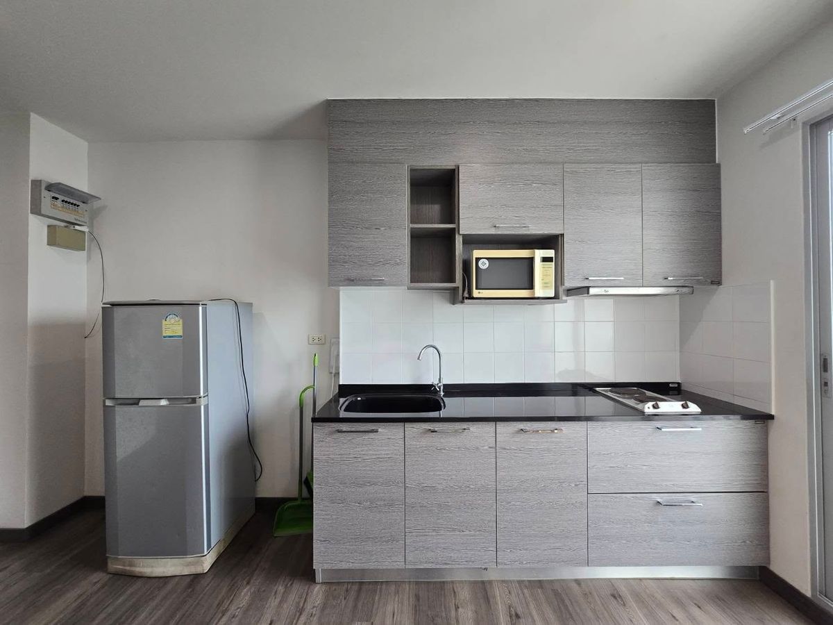 For SaleCondoPattanakan, Srinakarin : K-6503 Urgent sale! Parkland Condo Srinakarin is ready.