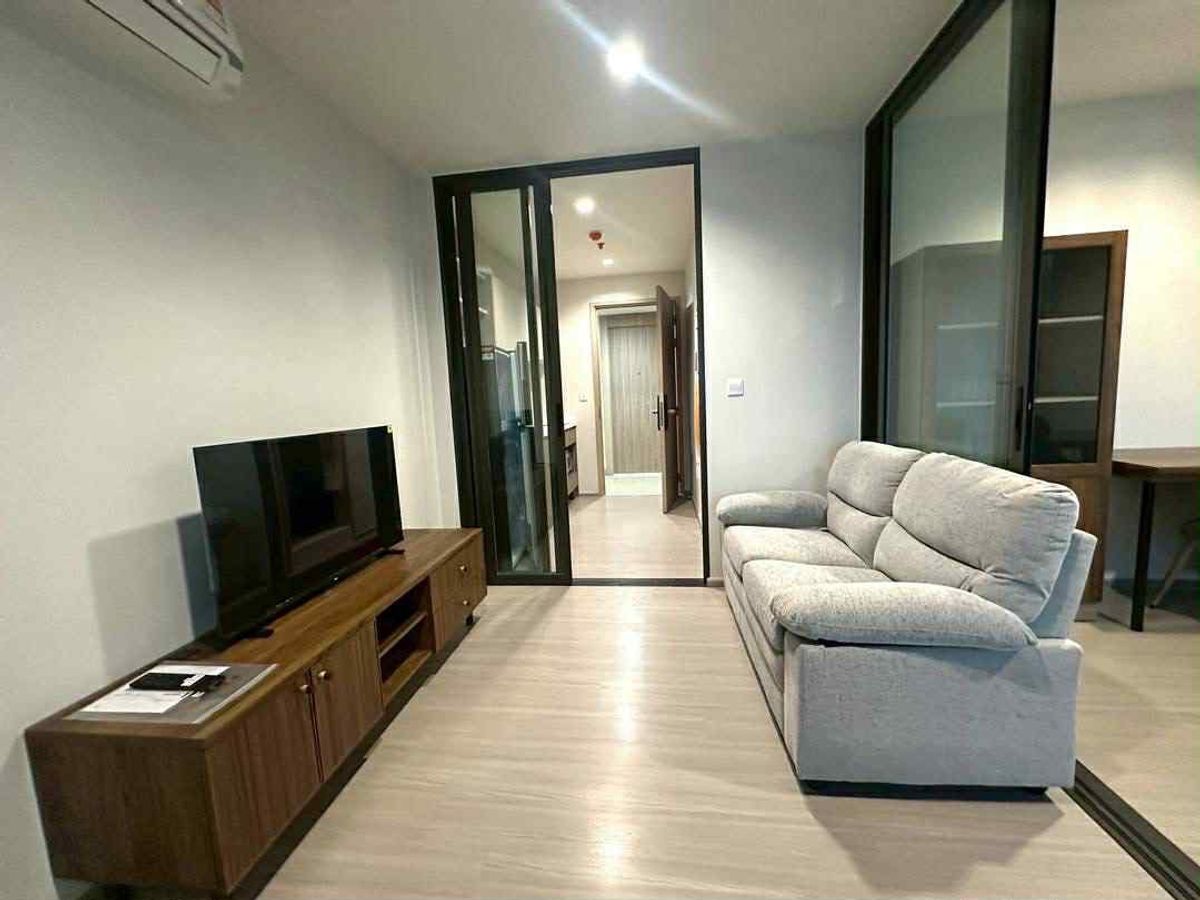 ให้เช่าคอนโดท่าพระ ตลาดพลู วุฒากาศ : ⭐️Life Sathorn Sierra⭐️1bed plus ชั้นสูง พร้อมย้าย