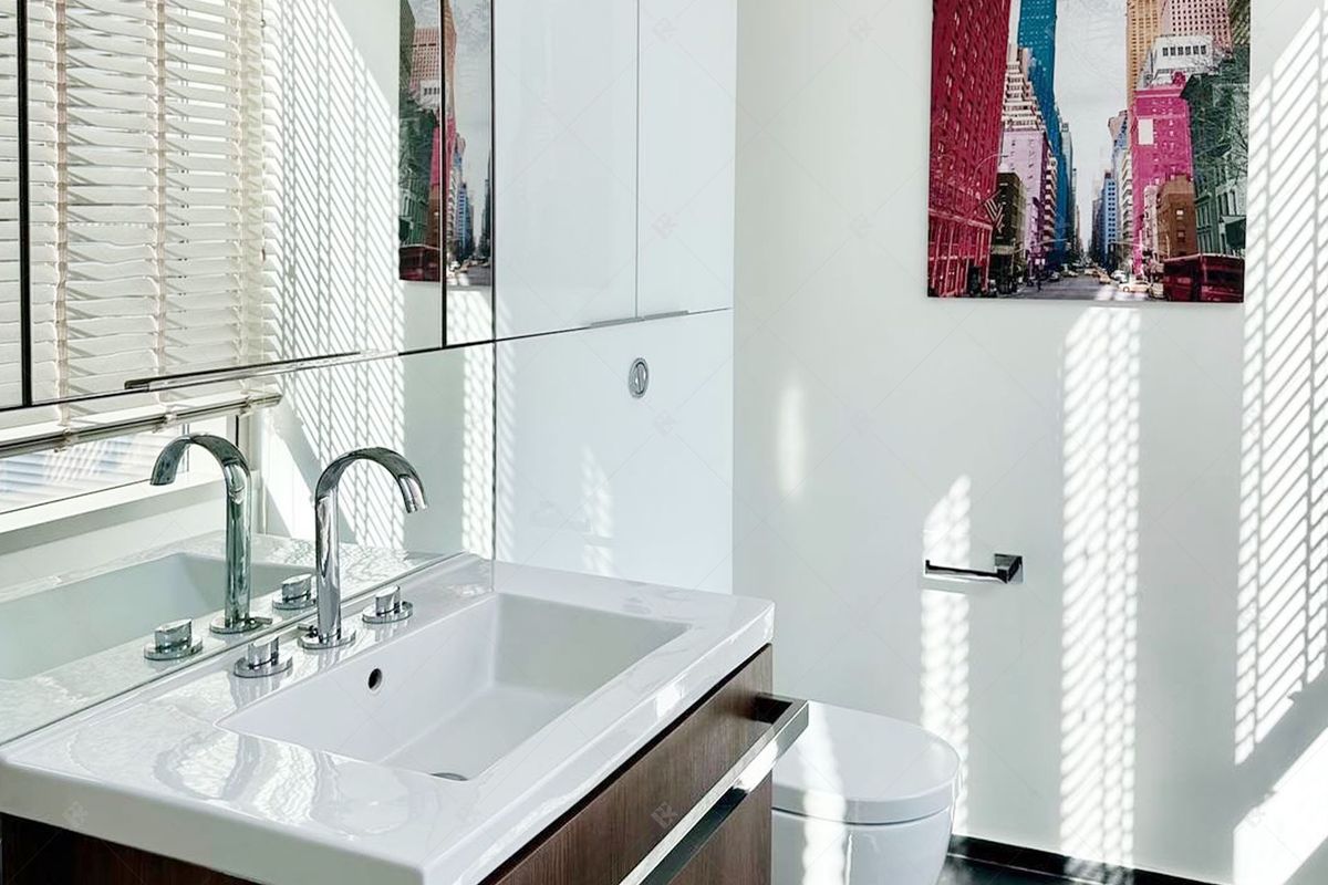 ให้เช่าคอนโดวิทยุ ชิดลม หลังสวน : Stunning Corner Unit ✨at 𝟏𝟖𝟓 𝐑𝐚𝐣𝐚𝐝𝐚𝐦𝐫𝐢 – 𝐒𝐩𝐨𝐫𝐭 𝐂𝐥𝐮𝐛 𝐕𝐢𝐞𝐰𝐬 & 𝐍𝐞𝐰𝐥𝐲 𝐑𝐞𝐧𝐨𝐯𝐚𝐭𝐞𝐝 𝐔𝐧𝐢𝐭 🌿 ใกล้ BTS ราชดำริ