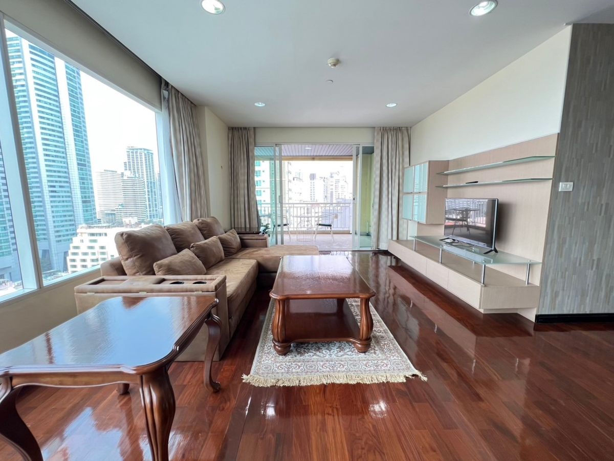 For RentCondoSukhumvit, Asoke, Thonglor : Ready to move 3 bed 4 bath condo for rent Wilshire
