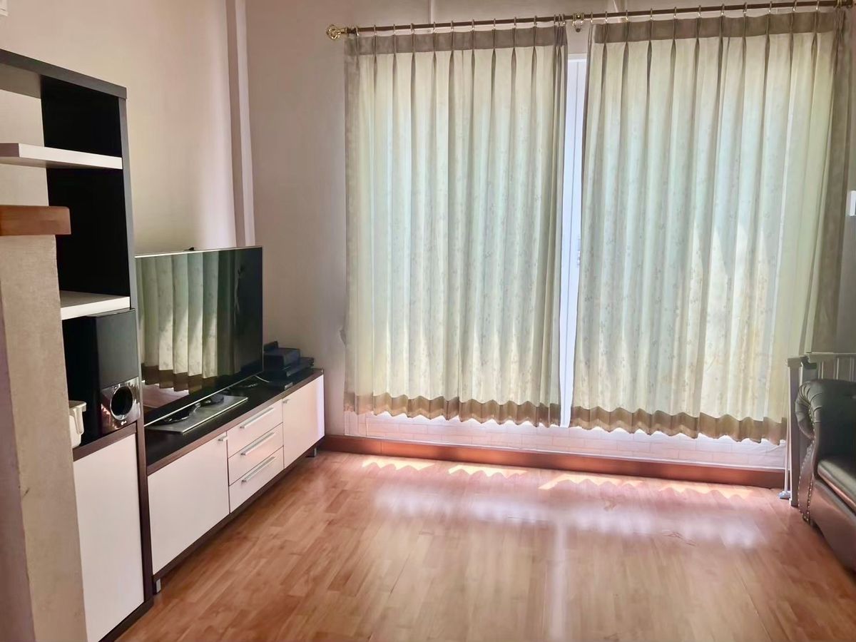 ขายทาวน์โฮมเกษตร นวมินทร์ ลาดปลาเค้า : 🏡 ขายทาวน์โฮม 3 ชั้น – คาซ่าซิตี้ นวลจันทร์ 2 ✨ บ้านอยู่ต้นซอย ทำเลดี ใช้งานได้หลากหลาย เหมาะทั้งอยู่อาศัยและโฮมออฟฟิศ ✨