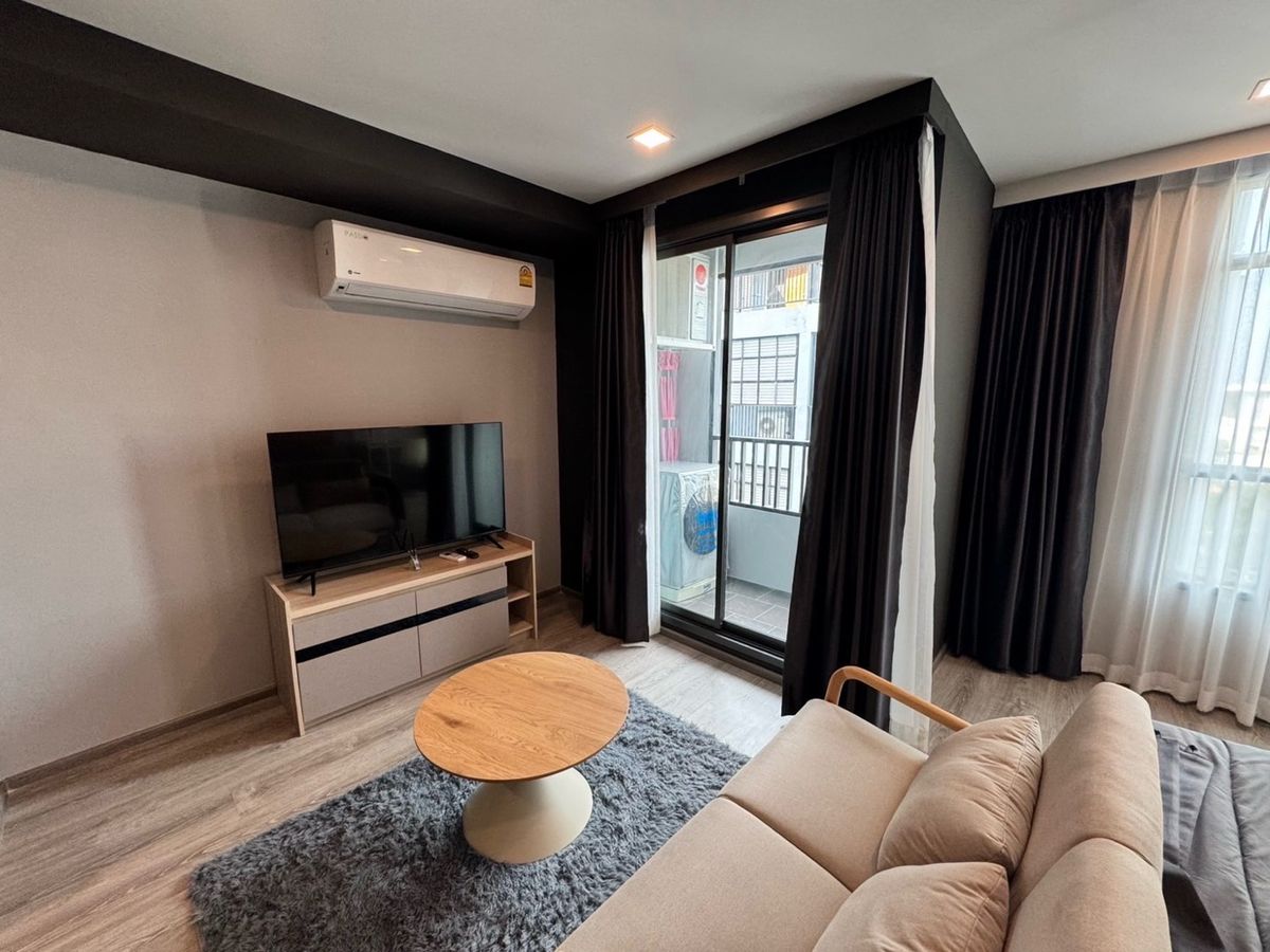 For RentCondoRatchadapisek, Huaikwang, Suttisan : Urgent for rent 16,000 baht, Maestro 19, ready to contact 0869017364