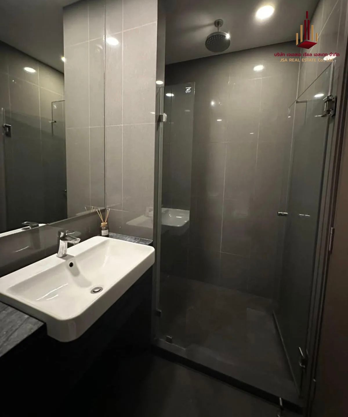 For RentCondoSiam Paragon ,Chulalongkorn,Samyan : ✨ For Rent: Ashton Chula-Silom Condo ✨ 💰 ONLY 27,500 THB/Month