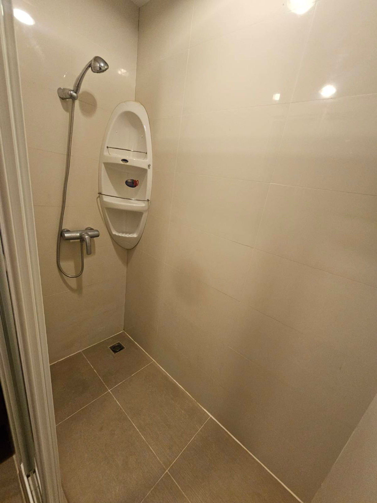 For RentCondoLadprao, Central Ladprao : The new room has never been rented at the high floor, beautiful city view, 1 bedroom, 1 bathroom, The Line Phahonyothin Park.