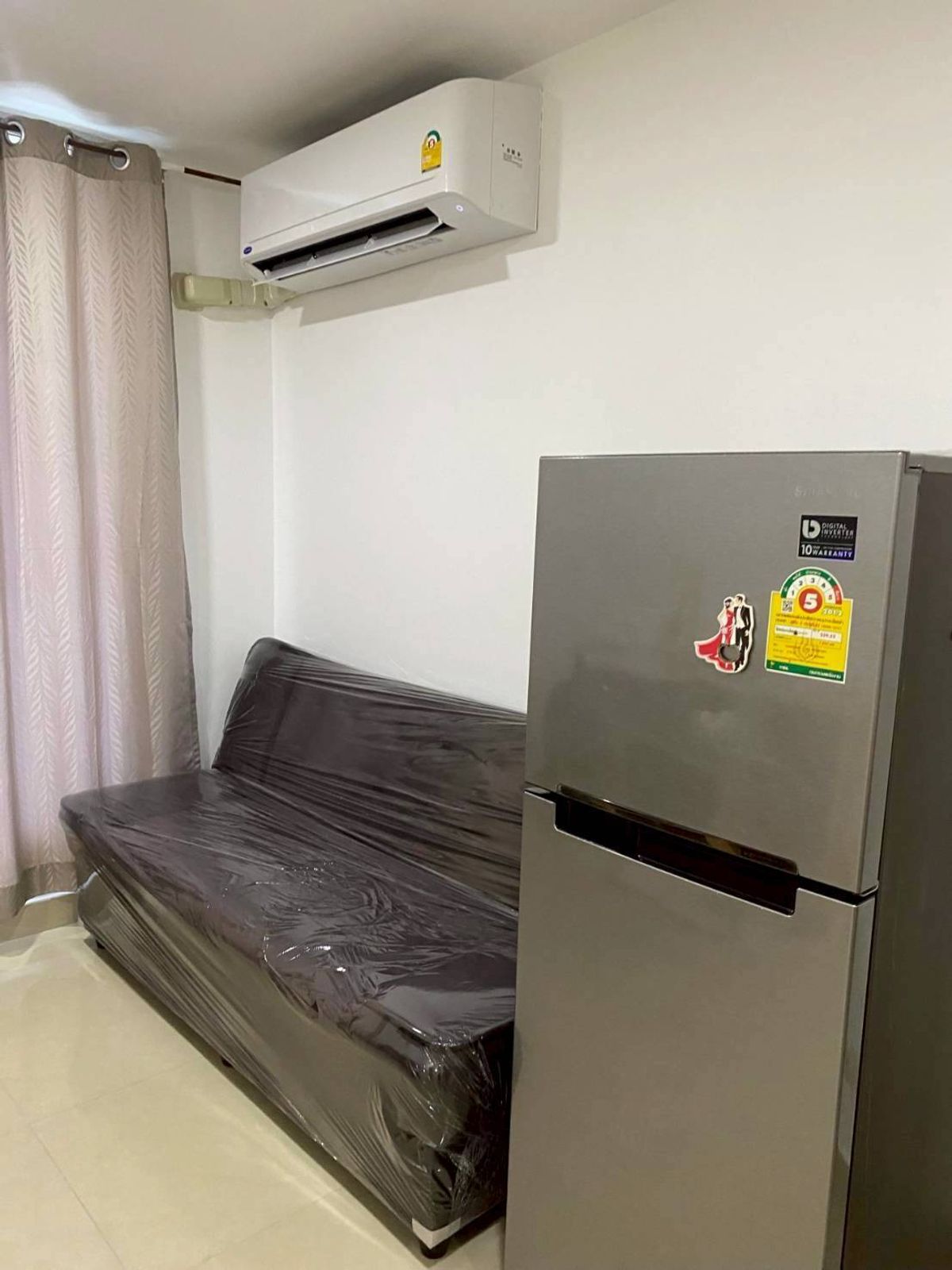 ขายคอนโดราชเทวี พญาไท : Good Deal! ดีที่สุดในโครงการ สภาพดีมาก เจ้าของอยากขาย ใกล้รฟฟ พญาไท และราชเทวี เพียงไม่กี่นาทีถึงใจกลางเมือง ใกล้สยา จุฬา ออกทางด่วนง่าย เดินทางสะดวก ห้ามพลาด! สนใจติดต่อ 0876358339 