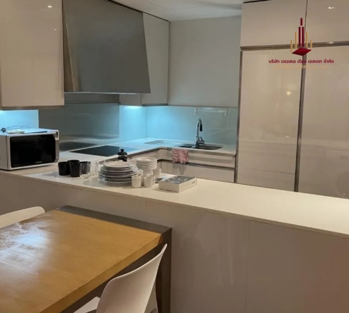 For SaleCondoSathorn, Narathiwat : ✨ For Sale: The Met Condo ✨ 💰 ONLY 17,500,000 THB