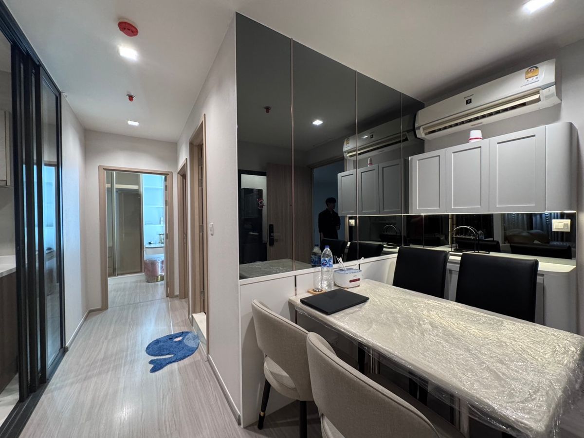 ขายคอนโดท่าพระ ตลาดพลู วุฒากาศ : ขาย 2 ห้องนอน Life Sathorn Sierra ตกแต่งสวย พร้อมอยู่ สอบถามและนัดชมได้เลยครับ