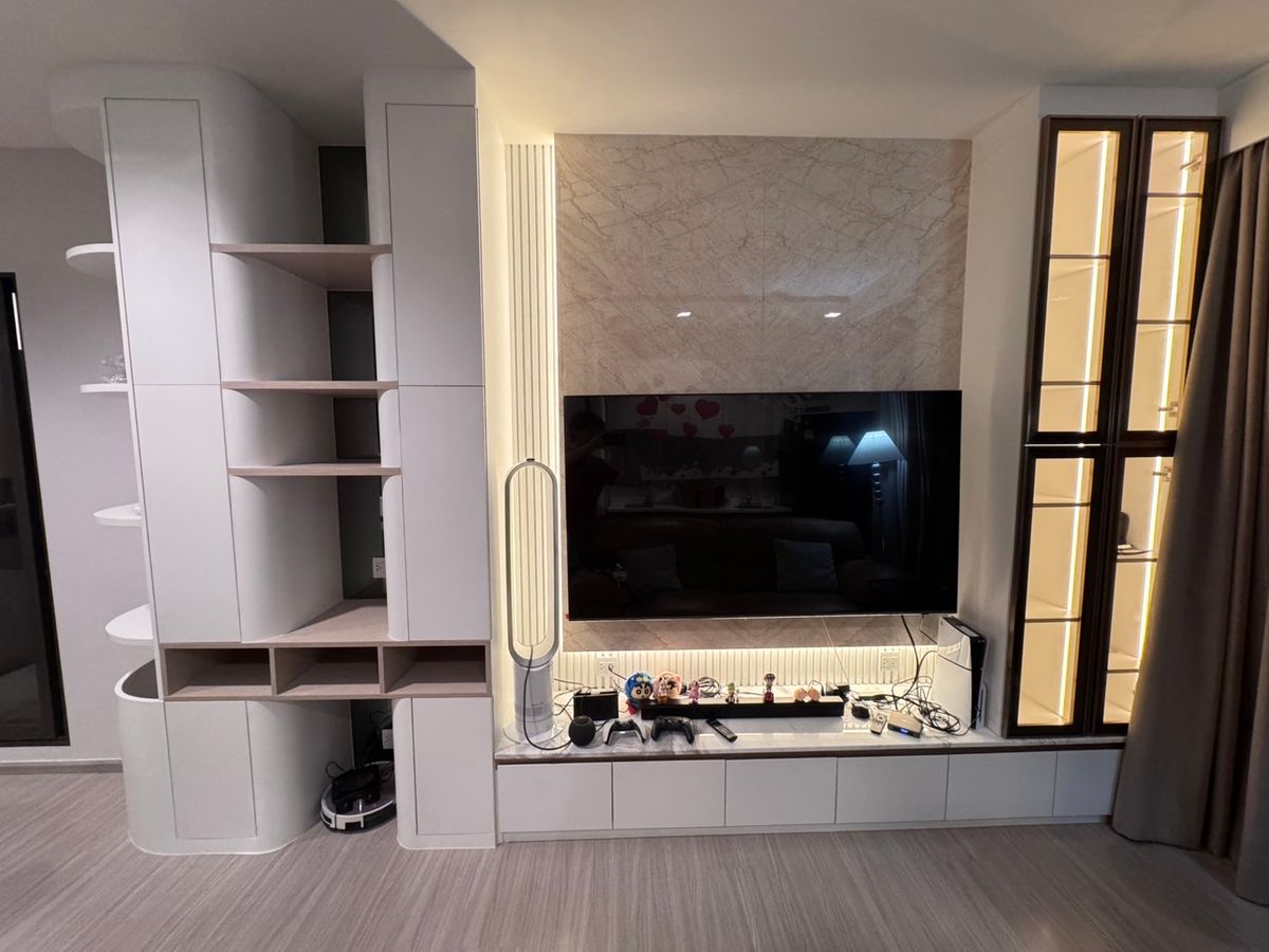 ขายคอนโดท่าพระ ตลาดพลู วุฒากาศ : ขาย 2 ห้องนอน Life Sathorn Sierra ตกแต่งสวย พร้อมอยู่ สอบถามและนัดชมได้เลยครับ