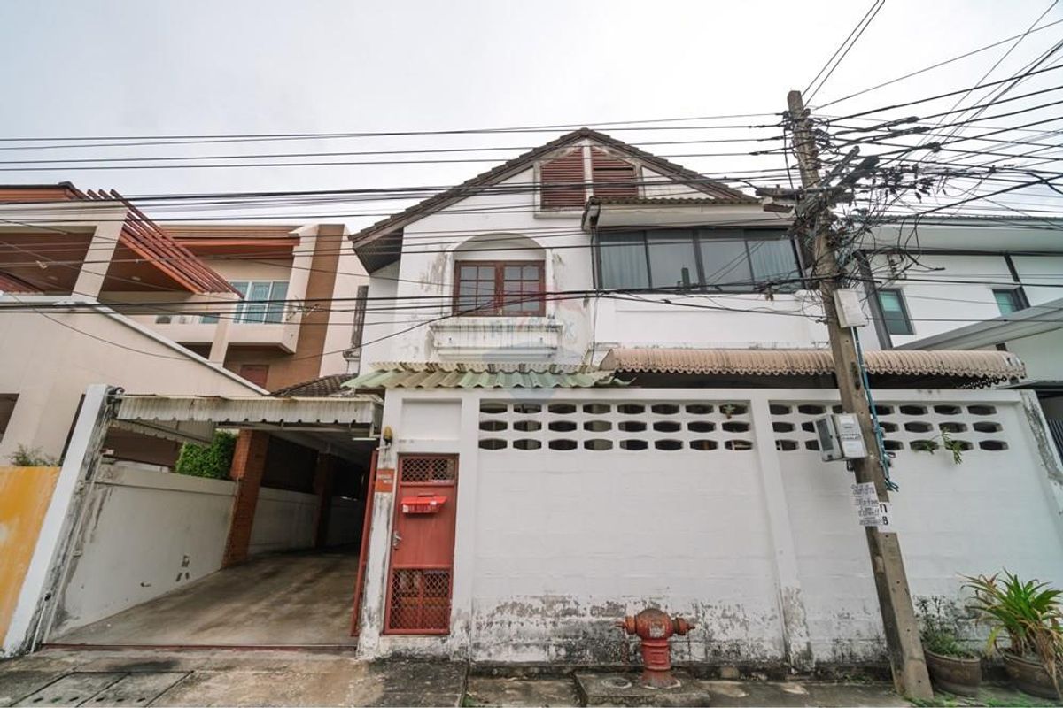 ขายบ้านอ่อนนุช อุดมสุข : ขายด่วน!!บ้านเก่า ทำเลทอง ใจกลางสุขุมวิท 71 – เพียง 15.5 ล้านบาท!