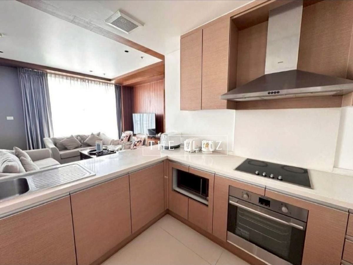 ให้เช่าคอนโดสาทร นราธิวาส : ✨ อยู่สาทรในสไตล์ลักชัวรี The Empire Place ตอบโจทย์ทุกไลฟ์สไตล์ ✔