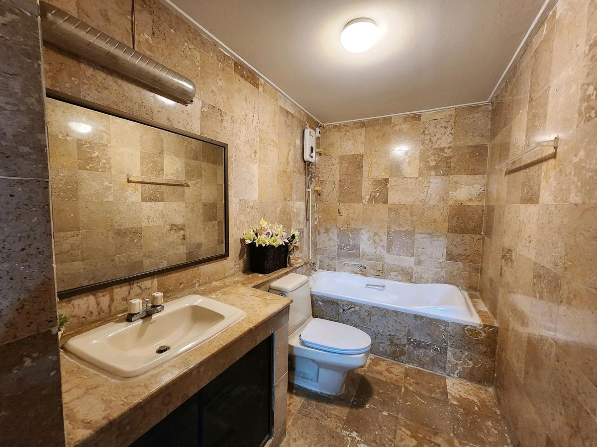 For RentOnnut, Udomsuk : Semi-detached house for rent Onnut 39. Near Yellow Line BTS.