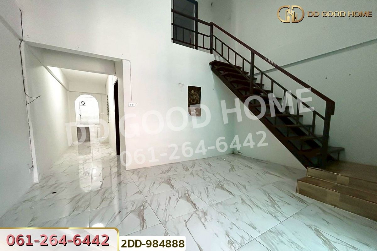 TownhomePathum Thani,Rangsit, Thammasat : 2DD-984888 Townhouse in Taradonburi Village, Pathum Thani, near Lotus Rangsit Khlong 7